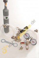 Zubeh�rpaket 1 mit 5l Profi Adapter, 10mm Bierschlauch und 0,5 kg CO2 Flasche 